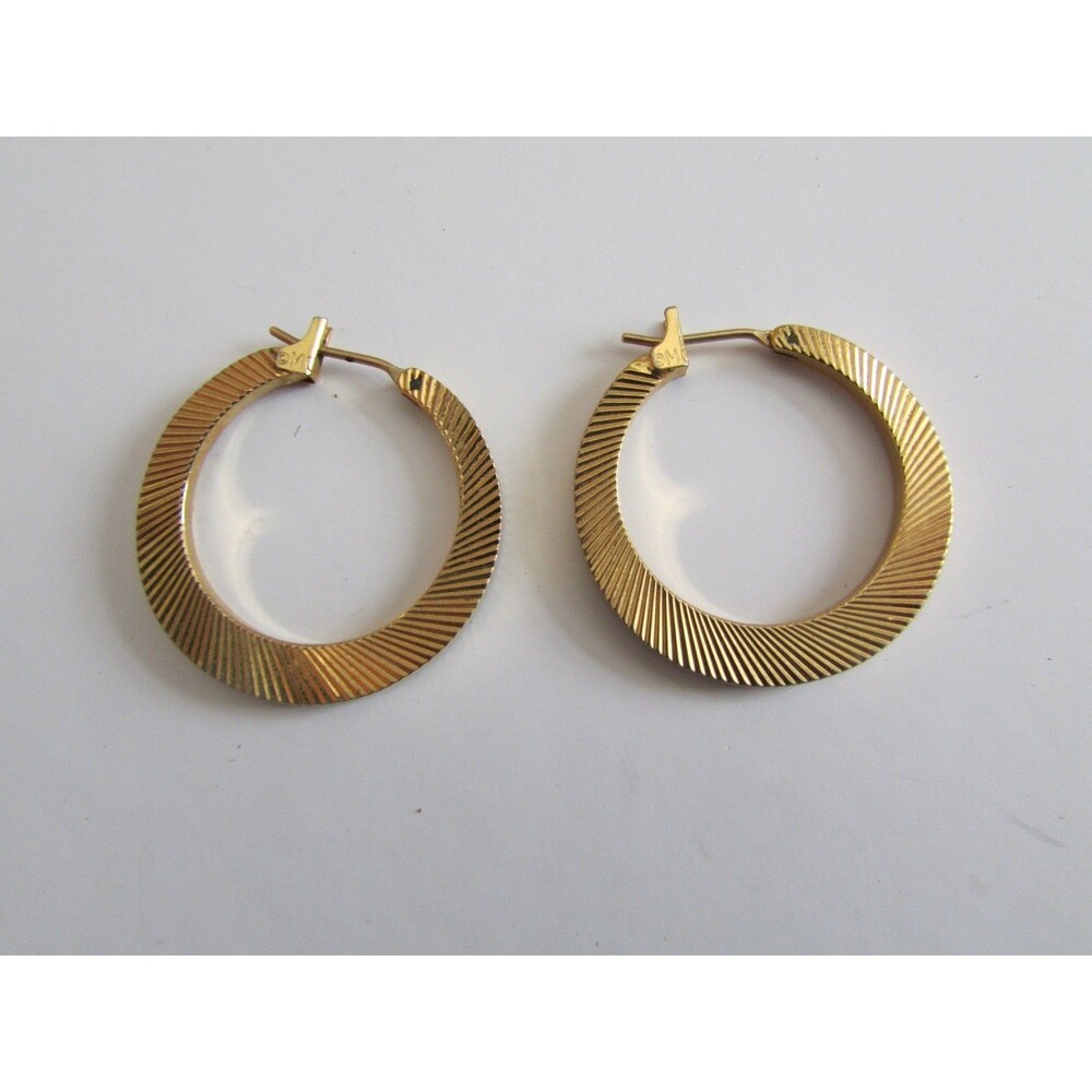 Monet Gold Tone Hoop Earrings Dangle Pierced Vintage 1'' Diameter Incised Groove